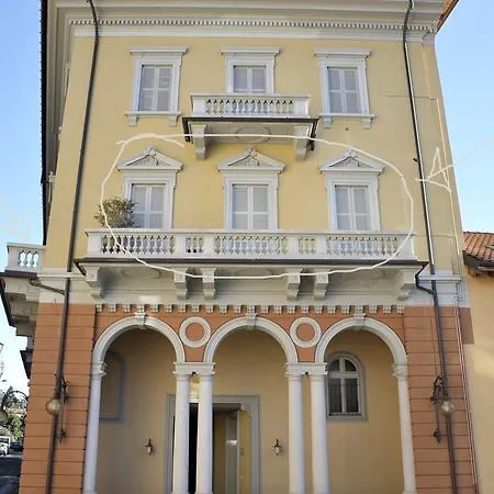 Palazzo Bertazzi Apartment Verbania Exterior photo